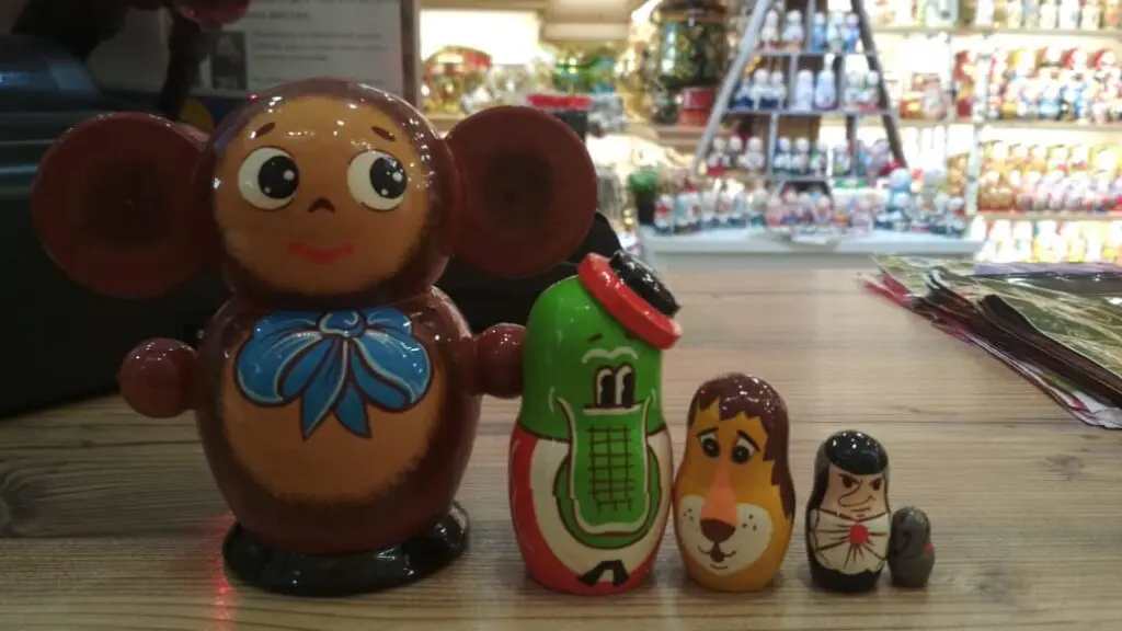 Matrioshkas de Cheburashka, Gena y sus amigos