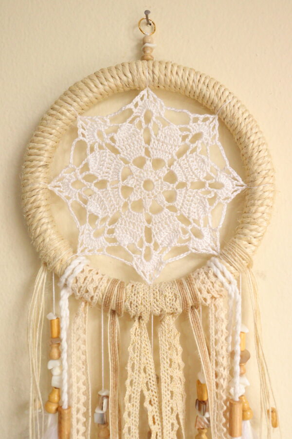 Atrapasueños Oro blanco con crochet